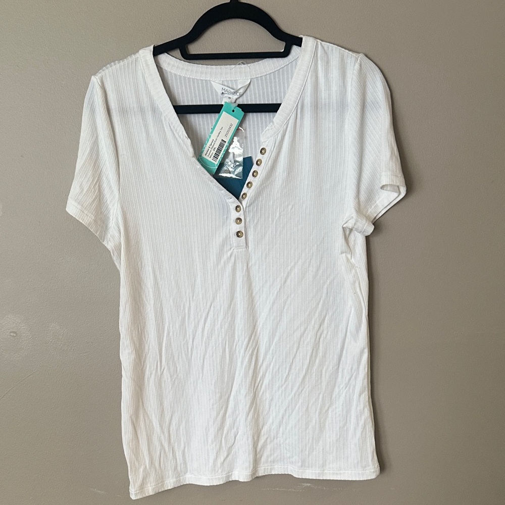 Market & Spruce White Buttoned V-Neck Tee